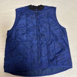 X-LARGE エクストララージ 中綿ベスト 総柄 グラフィティ ブルー系