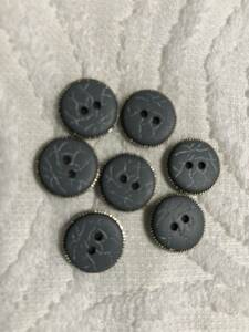 1348 約13㍉　グレー　シルバー　ボタン ７個セット　ビンテージ　 未使用品　手芸　裁縫　おしゃれ　ハンドメイド　DIY　リメイク
