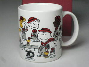  Snoopy Town магазин PEANUTS70 anniversary commemoration [ смокинг ] кружка бесплатная доставка Snoopy PEANUTS Frank Lynn shu Roader 