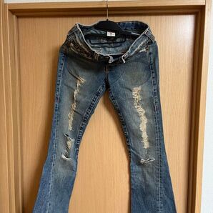 TRUE RELIGION WORLD TOUR デニムパンツ 24 JOEY フレアデニム ブーツカット ダメージ