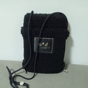 To b. by agnes b ボアマルチポシェット ブラック