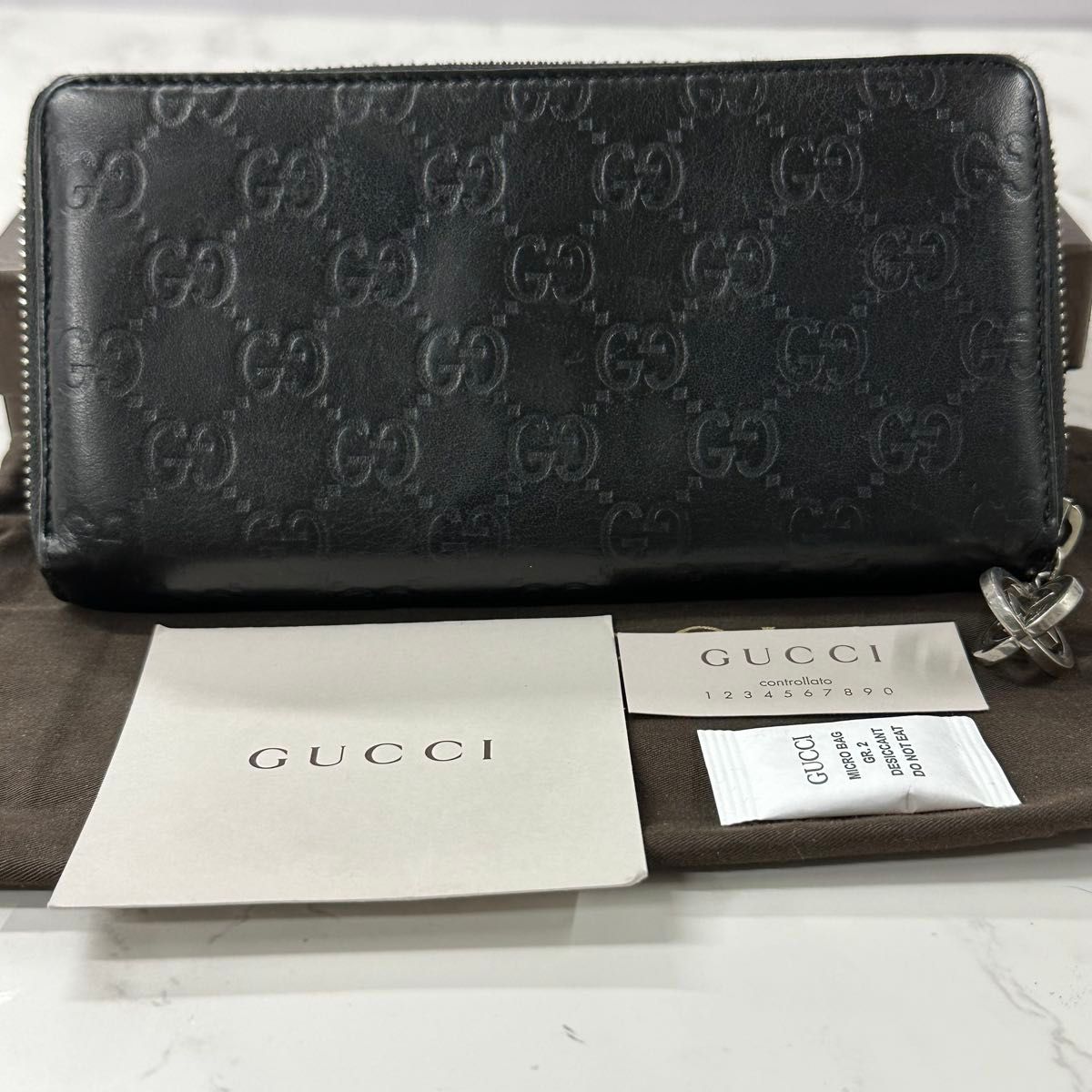 美品　GUCCI　長財布　ドリアン　GGロゴ　レザー　シルバー金具　ネイビー 473922-cwc1n-1000-n1.jpg