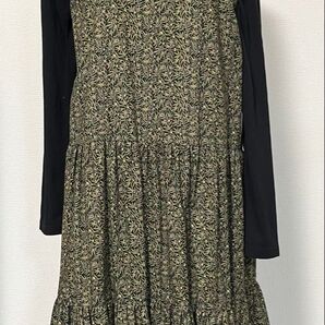 ウィリアムモリスティアードワンピース(Branches and Berries)