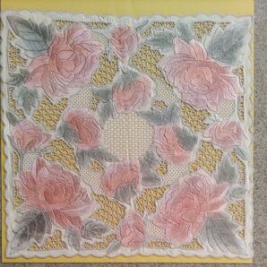 【126】 シルク 中国刺繍 ハンカチ カラー