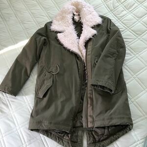 GAP boa attaching coat khaki have been cleaned XS size 
