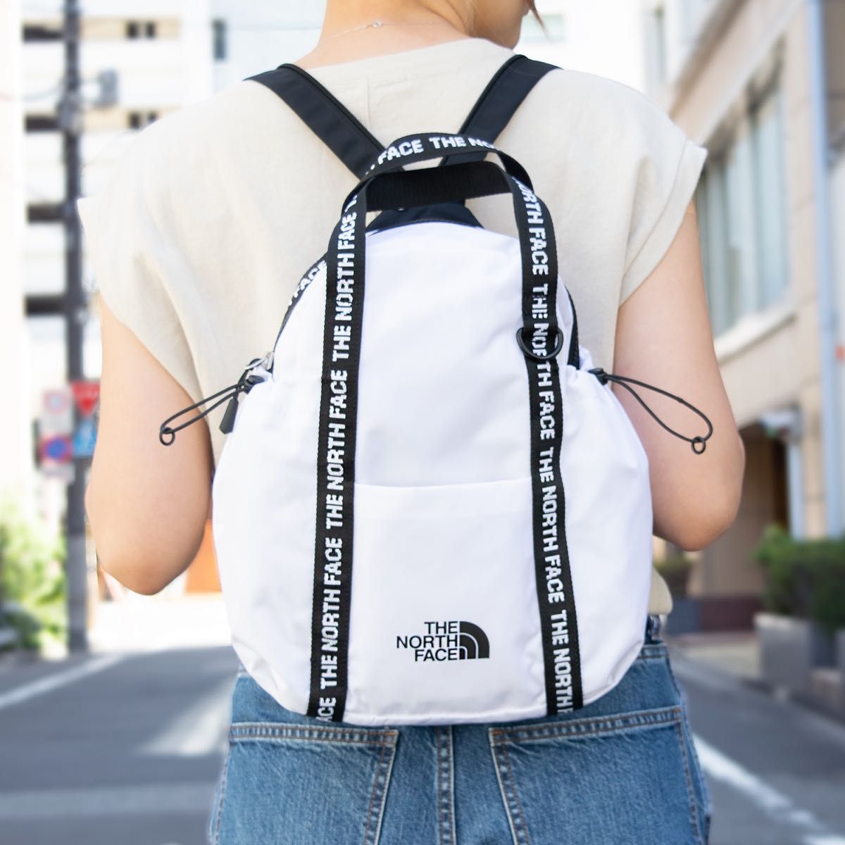 THE NORTH FACE ザノースフェイス リュック カバン バックパック　リュックサック　レディース