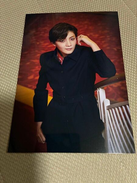 宝塚 歌劇 創刊1200号記念 キャトルレーヴ限定版 ノベルティ ブロマイド 月組 鳳月杏