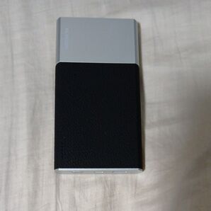 モバイルバッテリー