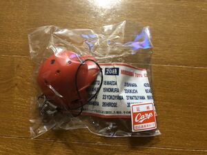 広島カープ 赤ヘル ヘルメット　ストラップ　キーホルダー　ガチャ　77 野村　カープ