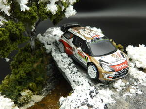 シトロエン DS3 WRC 2014 モンテカルロ・ラリー 　スパーク 1/43　コースを再現したジオラマ付き