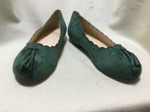 C8409*TLUNE* size 39* green suede style ta with a self-starter pumps *