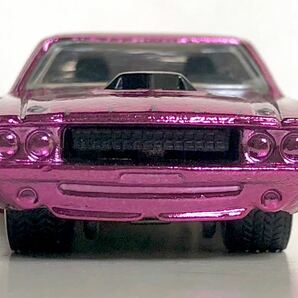 激レア 1970 Dodge Challenger Hemi Classics 5 Chase Box 30 Car Set ばらし チェイス トレジャー Spectraflame Pink スペクトラ ピンクの画像8