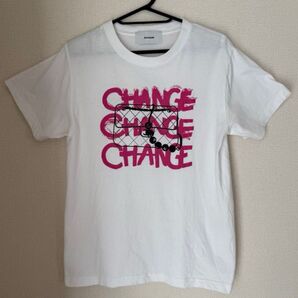 account Tシャツ CHANGE CHANGE CHANGE ロゴプリント ホワイト