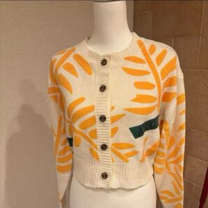 AMAZON葉柄ニットカーディガン未使用品