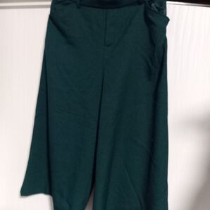 9分丈、ワイドパンツです。