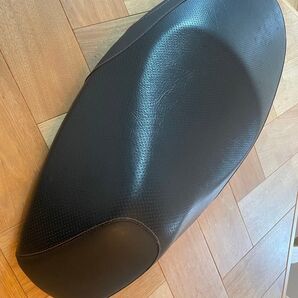 シグナスx 4型5型 純正シート