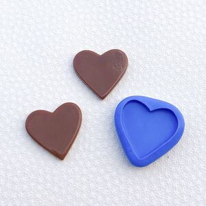 188 ハート チョコ型 デコ パーツ 樹脂粘土 チョコレート モールド ブルーミックス シリコン ハンドメイド クッキー バレンタイン
