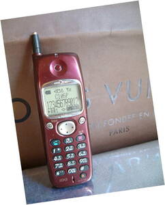 * records out of production retro mobile telephone mok sample model CDMA ONE C105P wine red JUNK