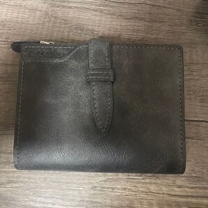 3つ折りメンズ財布