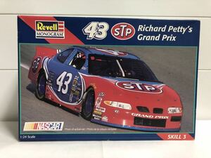 **Richard Petty's Grand Prix #43**1/24 Revell monogram not yet constructed Revell monogram NASCAR Nascar 