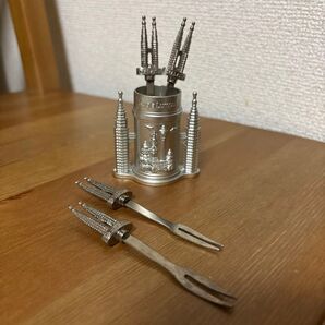 クアラルンプール ペトロナスツインタワー ピックスタンド&ピック4本セット