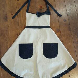 メイドさん風エプロン
