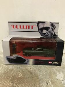 corgi bullittkogi- Blit 1968 ford mustang movie moves tea b McQueen Mustang steve mcqueen. middle car Ford 