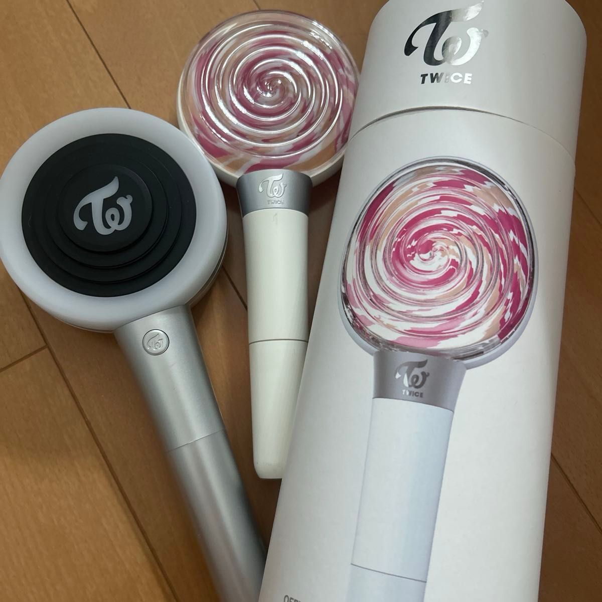 TWICE ペンライトCANDYBONG VER.3 Bluetooth接続可能 TWICE Candybong ∞ ver 3 ペンライト Bluetooth対応 公式アプリ