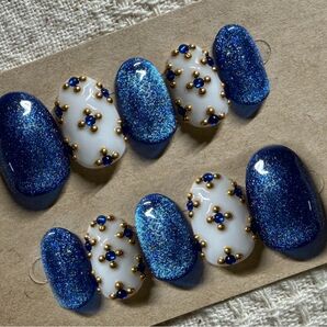 ネイルチップ 【きらめきマグネットブルーと花柄ネイルチップ】