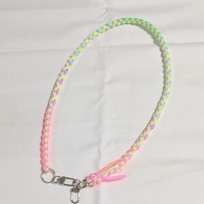 パラコードネックストラップ