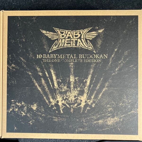10 BABYMETAL BUDOKAN -THE ONE COMPLETE EDITION- (THE ONE限定版)