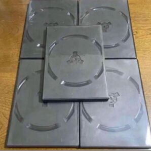 こちらはDVDケース5個セットです。人気の14ミリタイプです。表にジャケットを収納できます。