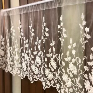 刺繍 カフェカーテン 巾120cm 丈45cm ホワイト