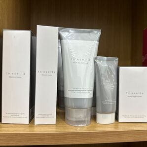 to esella set ・ブラッククレイウォッシュ・モイスチャーローション・モイスチャークリーム・クリスタブライトセラム