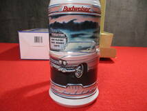 《　Budweiser　GM　1959　CADILLAC　陶器　ビアジョッキ　新品　店頭　ディスプレイ　》_画像4