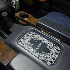 ハイエースコンソールトレイパネル