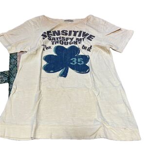 SENSITIVE クローバープリント Tシャツ 半袖 35