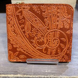 栃木レザー『新品未使用』【牛革】(本革)ペイズリー柄薄型ウォレット