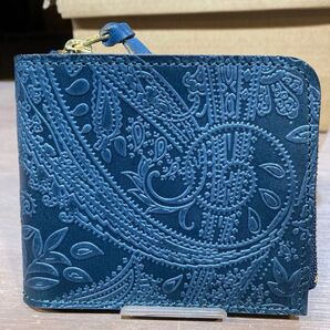 栃木レザー『新品未使用』【牛革】(本革)ペイズリー柄薄型ウォレット