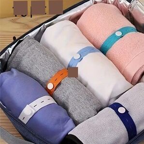 15本セット 衣類収納バンド 耐久性ポリエステル製伸縮式オーガナイザーストラップ - 調節可能なボタン付き