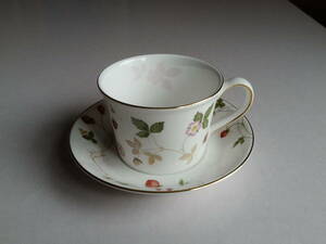 【未使用品】☆WEDGWOOD／WILD STRAWBERRY／カップ＆ソーサー☆