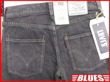 即決★リーバイス702★W30 新品 ホワイトパッケージ ジーンズ グレーデニム Levis メンズ ストレート ジップアップ タグ付き ローライズ_画像1