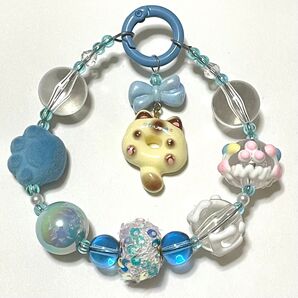 ★248★ ハンドメイド handmade キーホルダー ミニタイプ 猫 肉球 可愛い ねこ キラキラ 青 ブルー シャム猫