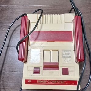 ファミリーコンピュータ 本体
