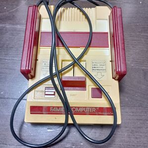 ファミリーコンピュータ 本体