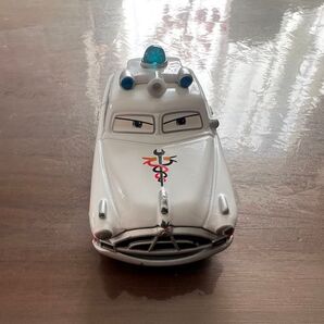 廃盤 レア トミカ カーズ 救急車タイプ ドックハドソン C-39
