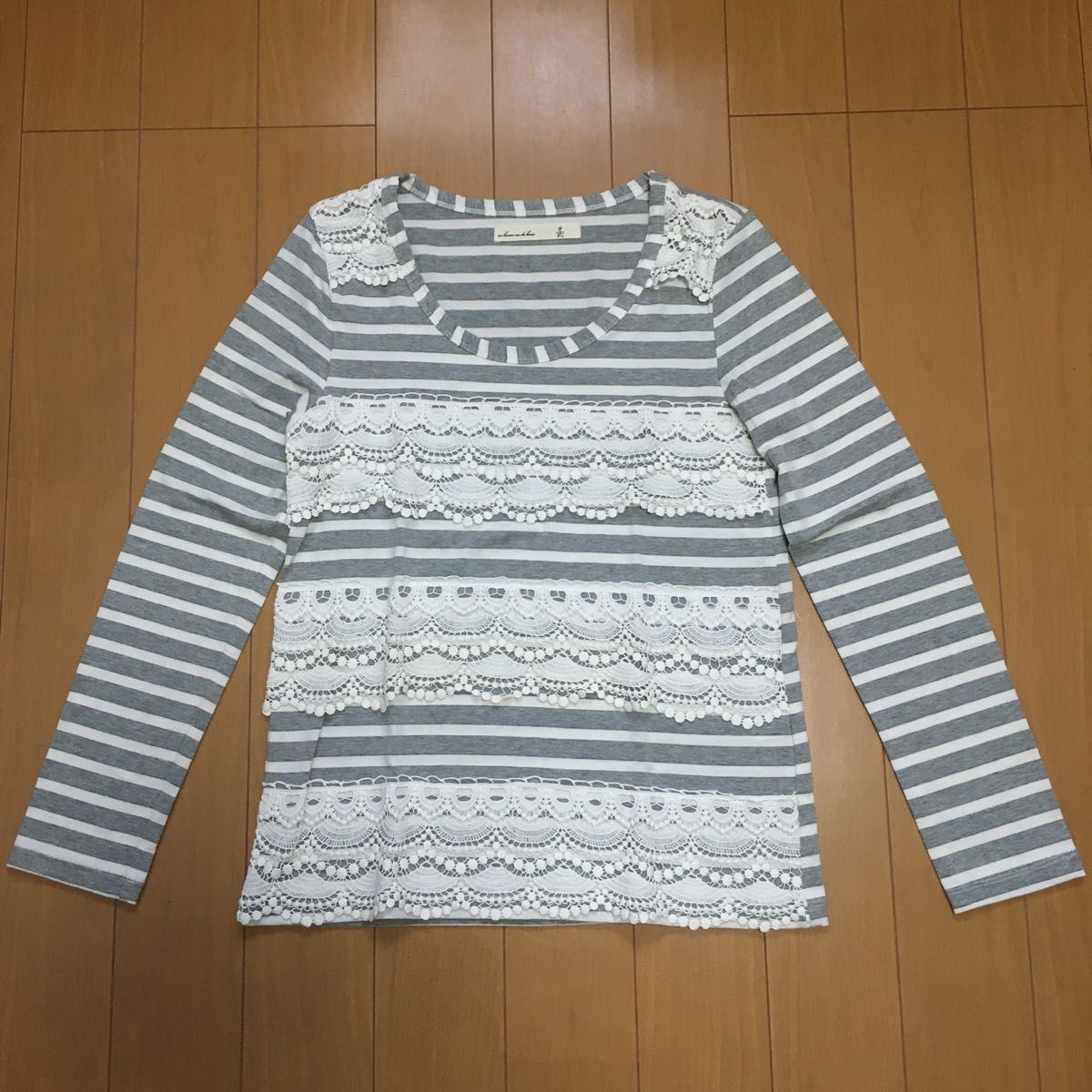 as know as de base☆ 長袖　ボーダー　カットソー　グレー　ロングティーシャツ ロンT Tシャツ