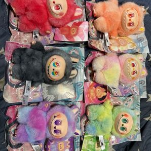 ラブブ ぬいぐるみ