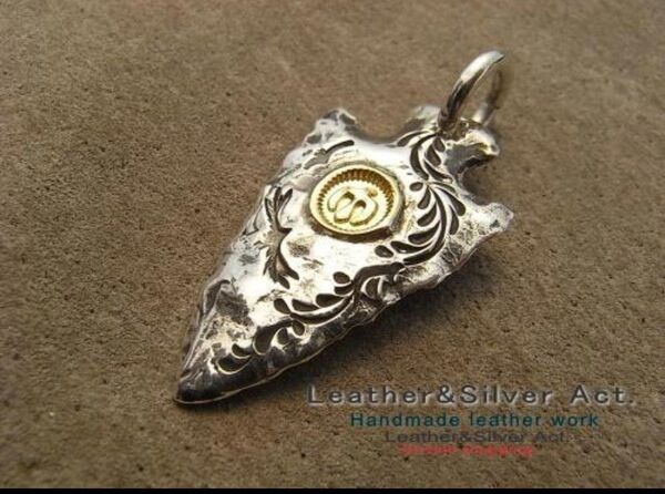 1点物 シルバー925、ゴールド 矢じりネックレス インディアンジュエリー SILVER925.ゴールド(k18) ハンドメイド