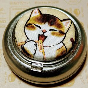 携帯灰皿or小物入れ 60★ハンドメイド 腹ぺこにゃんこ